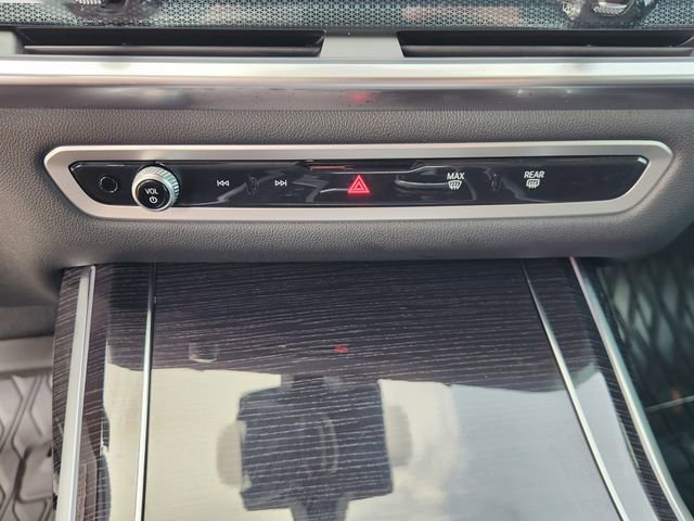 Used 2026 BMW X7 xDrive40i w/ M Sport Package image 18