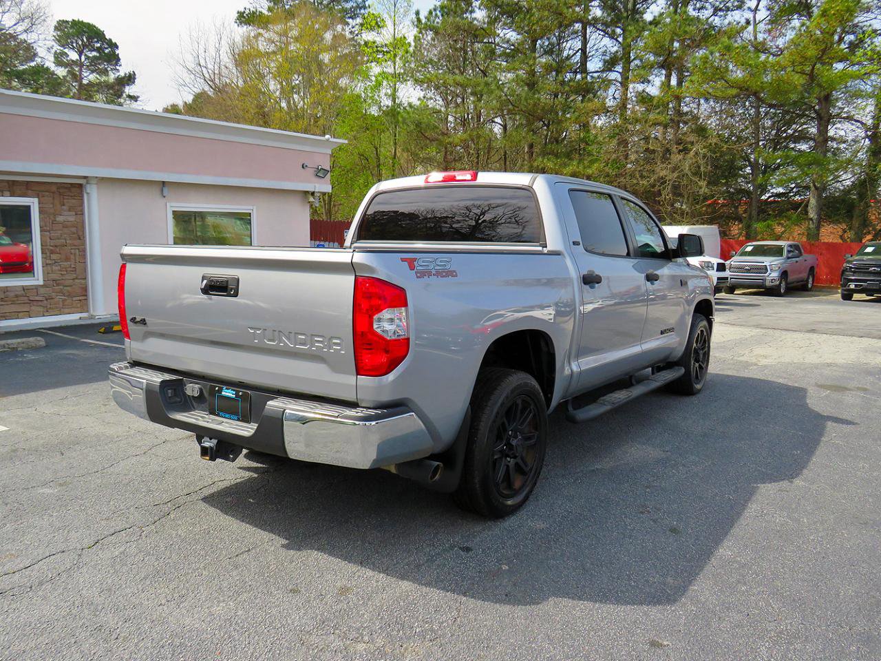 Used 2019 Toyota Tundra SR5 w/ SR5 Upgrade Package image 7