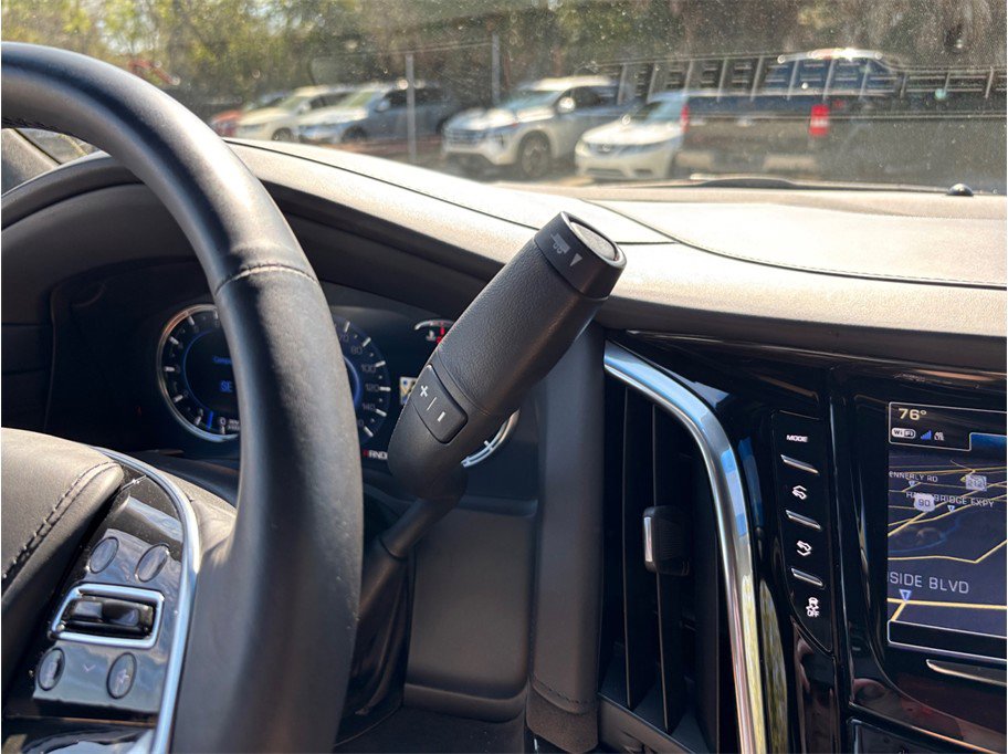 Used 2019 Cadillac Escalade ESV Platinum image 40