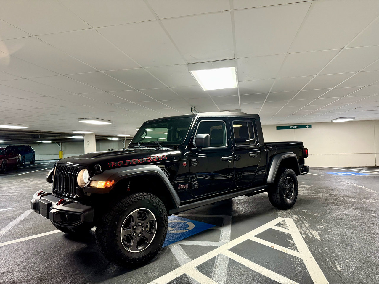 Used 2022 Jeep Gladiator Rubicon w/ Cold Weather Group image 13