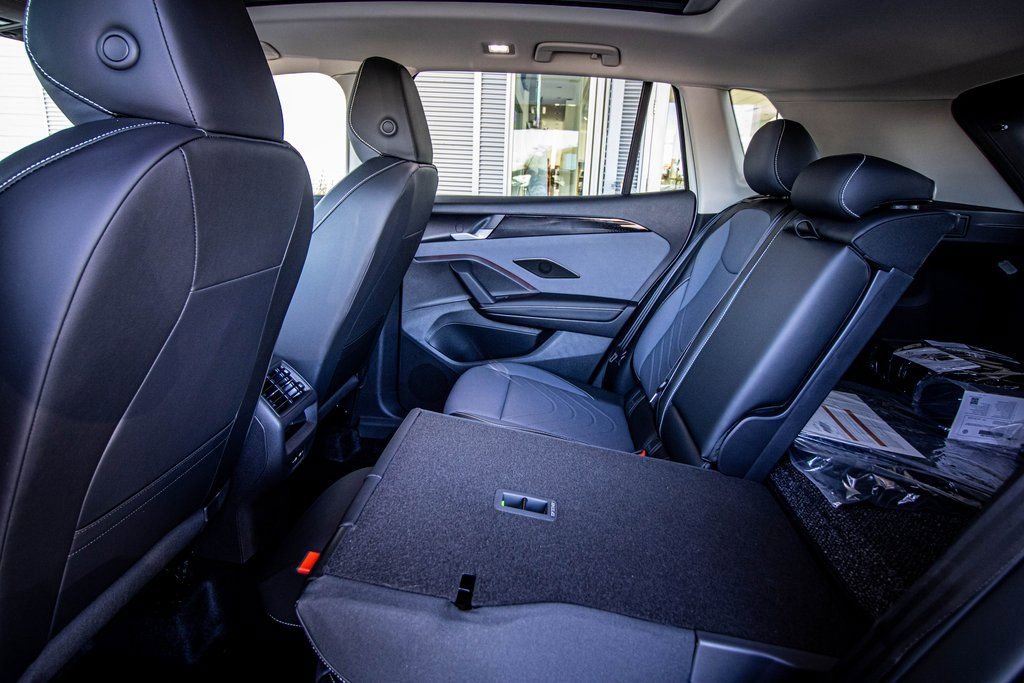 New 2026 Volkswagen Tiguan SE image 48