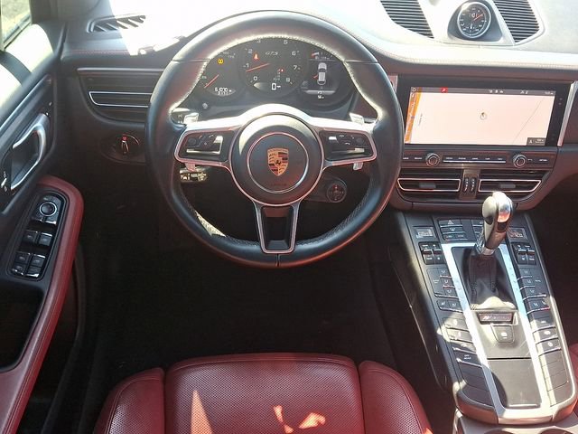 Used 2020 Porsche Macan GTS AWD/4WD image 11