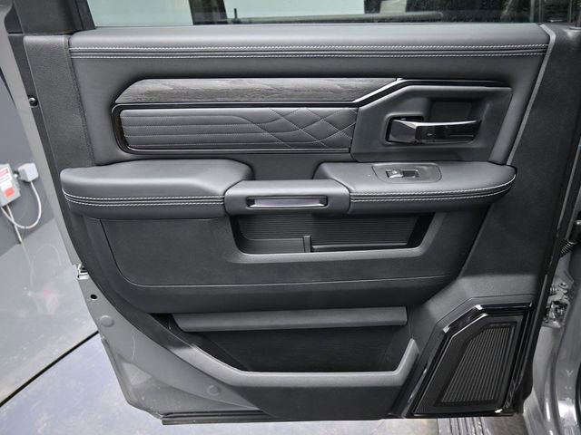 New 2026 RAM 3500 Limited AWD/4WD image 15