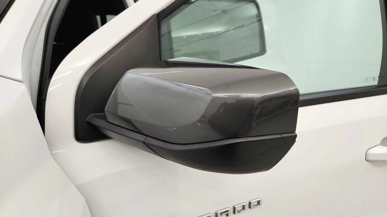 Used 2023 Chevrolet Colorado LT w/ LT Convenience Package AWD/4WD image 54