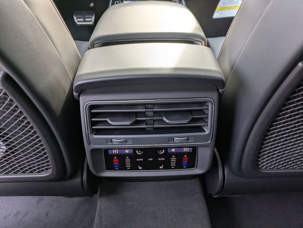 New 2026 Audi SQ8 Prestige image 19