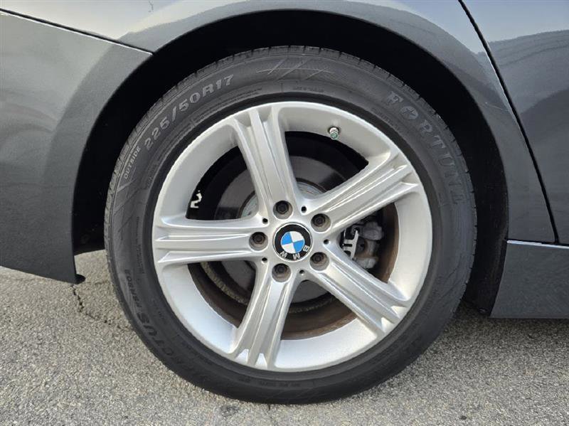 Used 2015 BMW 328d xDrive Sedan AWD/4WD image 16