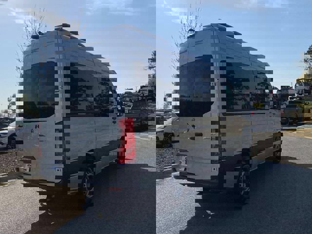 Used 2024 Mercedes-Benz Sprinter 2500 image 3