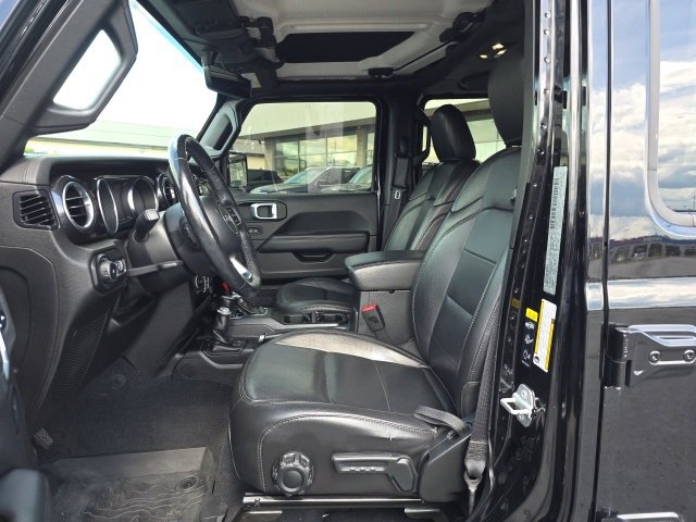 Used 2020 Jeep Wrangler Unlimited Sahara image 11