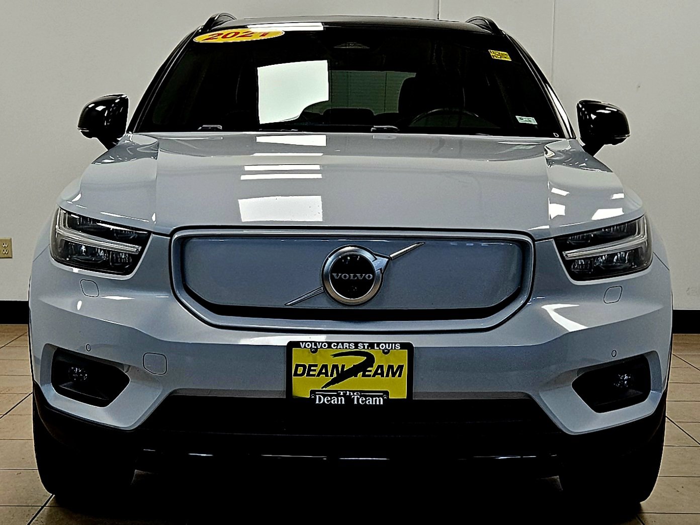 Used 2021 Volvo XC40 P8 Recharge w/ Advanced Package image 6