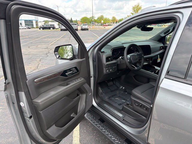 New 2026 Chevrolet Tahoe Z71 w/ Z71 Off-Road Package AWD/4WD image 9
