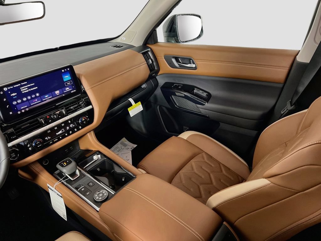 New 2026 Nissan Pathfinder Platinum AWD/4WD image 22