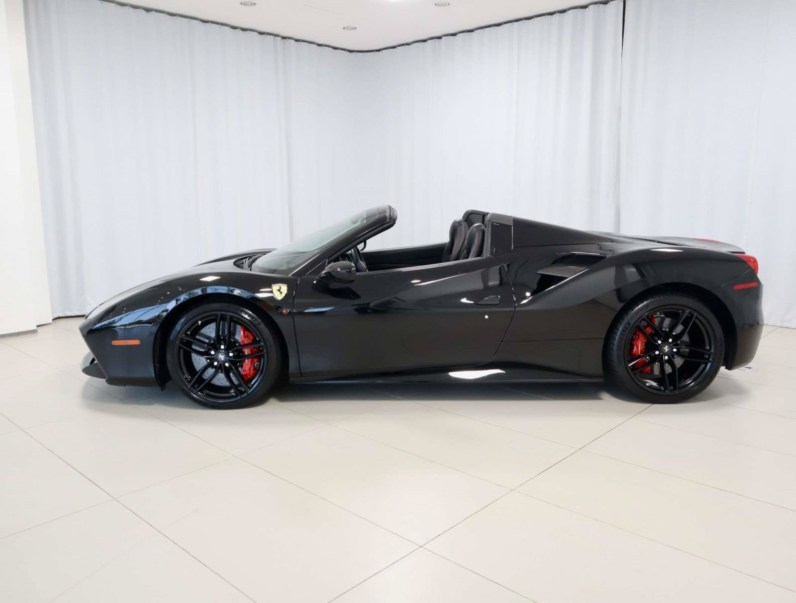Used 2019 Ferrari 488 Spider RWD image 2