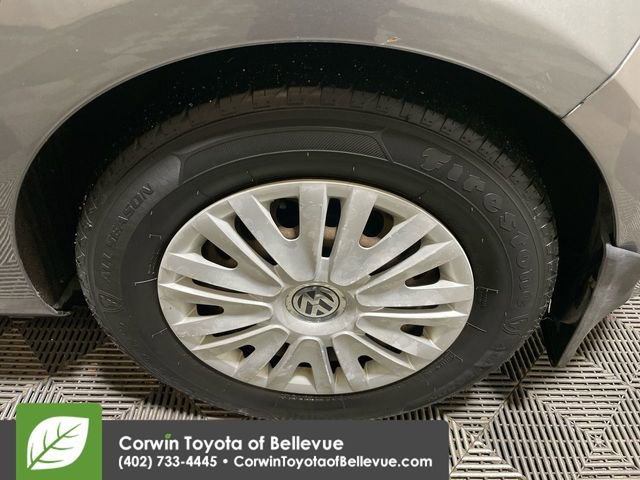 Used 2010 Volkswagen Golf 4-Door image 23