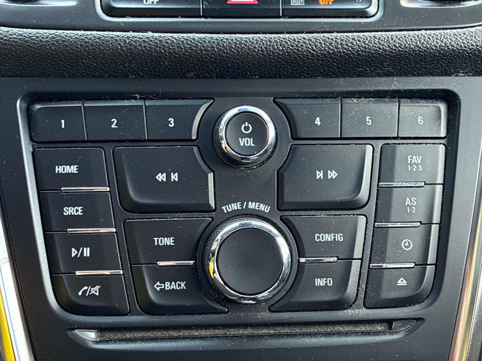 Used 2016 Buick Encore Convenience AWD/4WD image 30