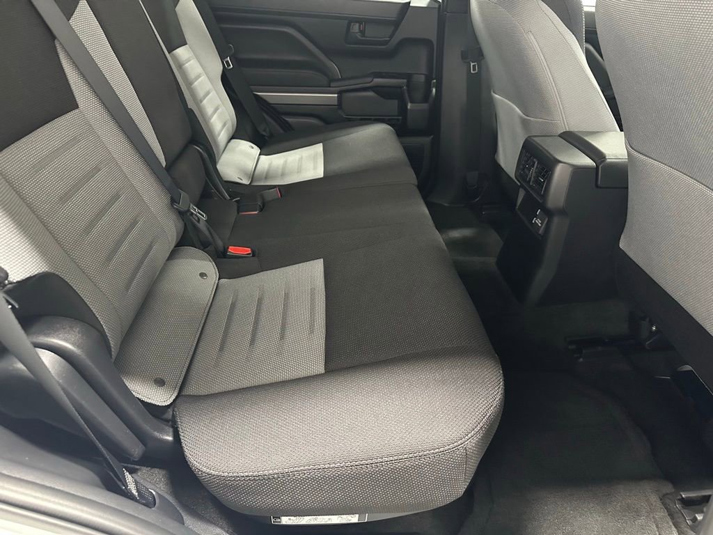 Used 2025 Toyota 4Runner TRD Off-Road image 51