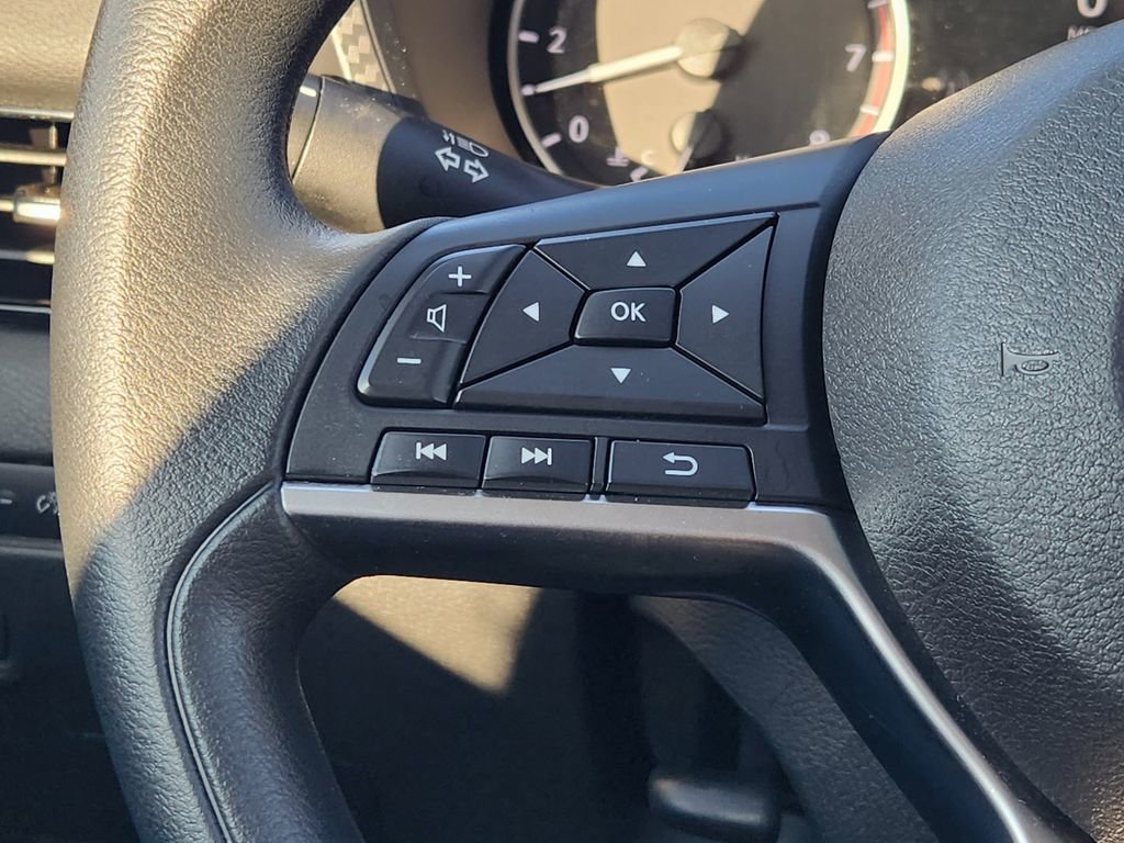 Used 2024 Nissan Sentra SV image 28