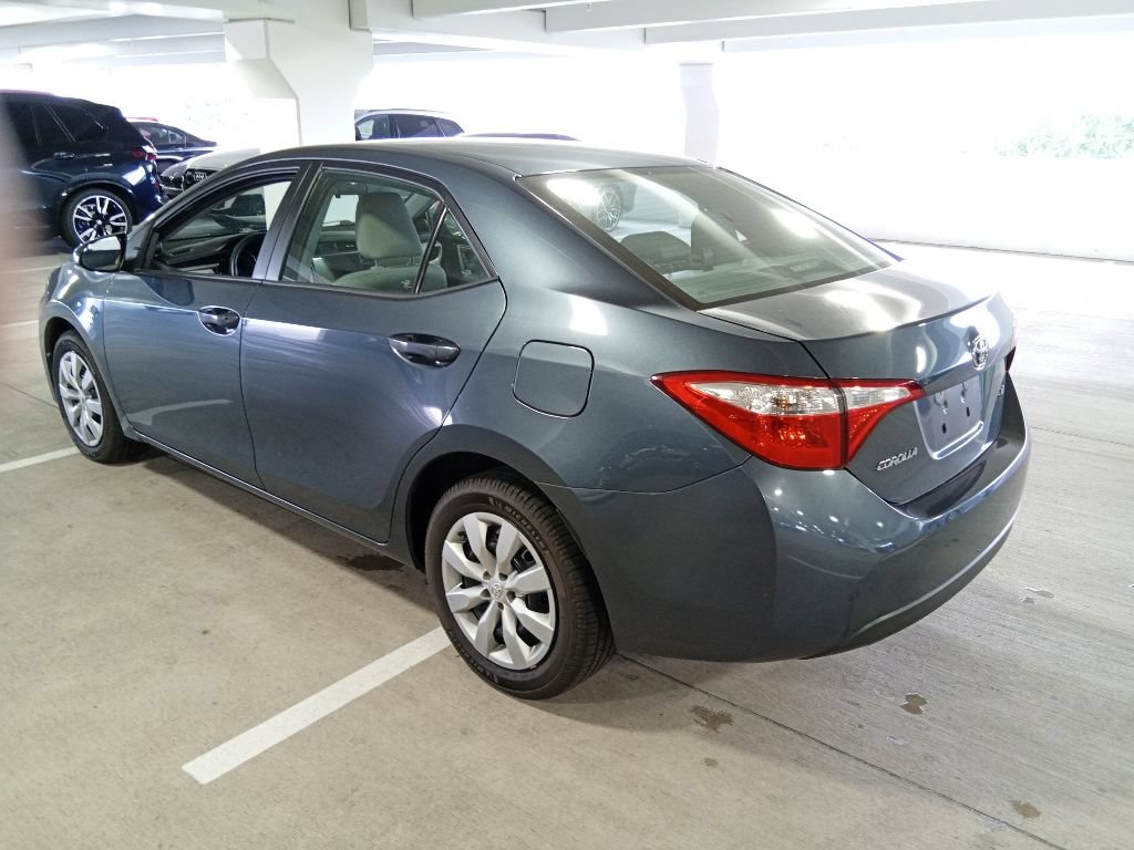 Used 2016 Toyota Corolla LE FWD image 7