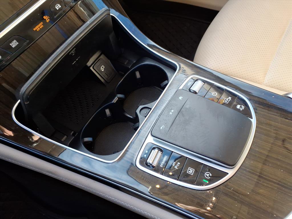 Used 2020 Mercedes-Benz GLC 300 4MATIC image 16