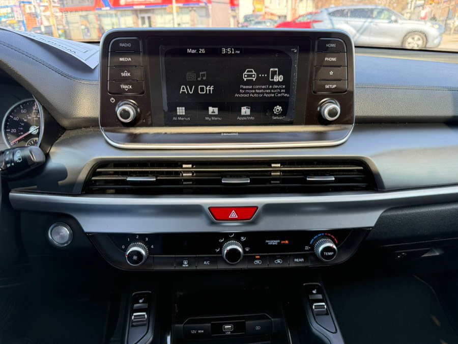 Used 2020 Kia Telluride S w/ S 8 Passenger Seating Package AWD/4WD image 16