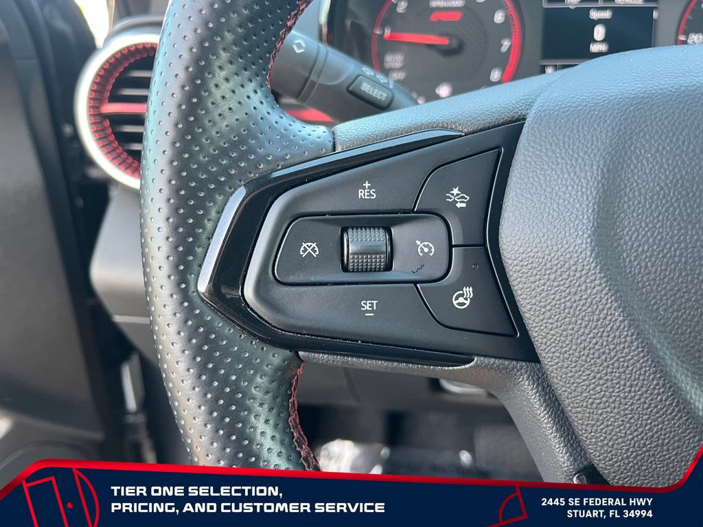 Certified 2024 Chevrolet Trax RS FWD image 18