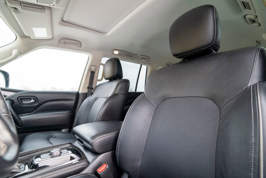 Used 2024 INFINITI QX80 Luxe image 17