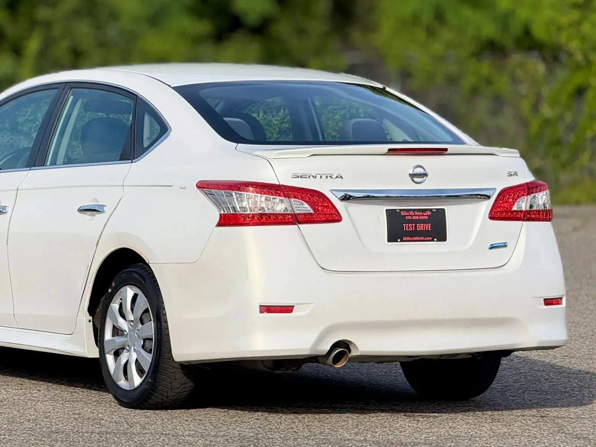 Used 2014 Nissan Sentra SR FWD image 14