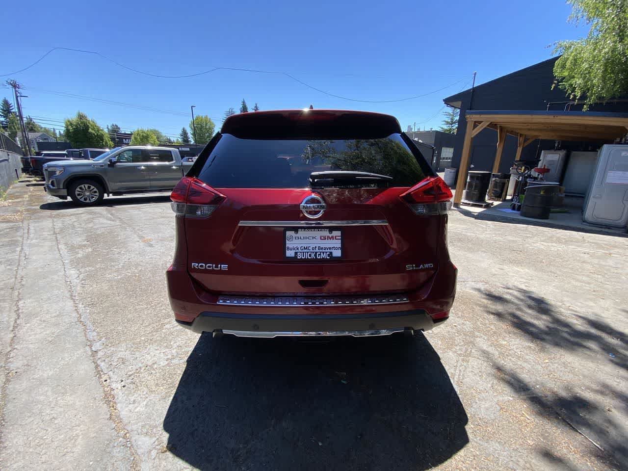 Used 2019 Nissan Rogue SL w/ Premium Package AWD/4WD image 5