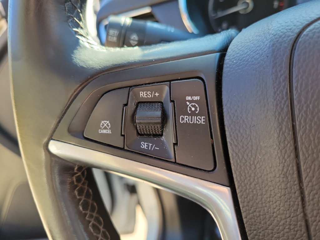 Used 2022 Buick Encore Preferred AWD/4WD image 20