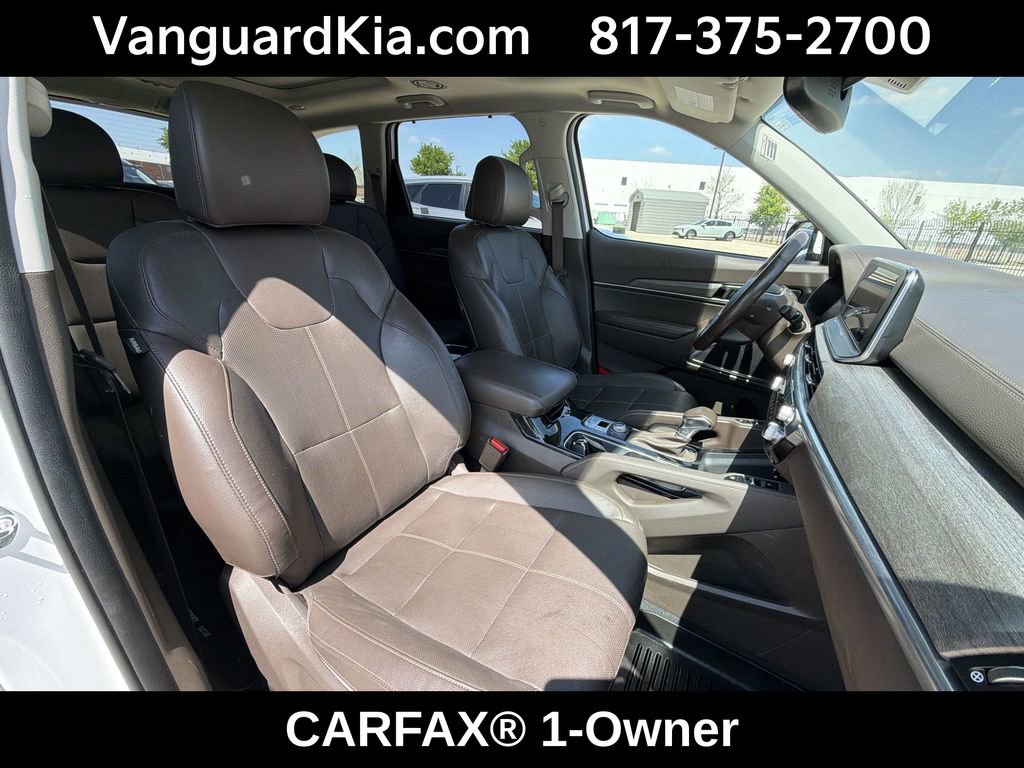 Certified 2022 Kia Telluride SX w/ Nightfall Edition Package image 28