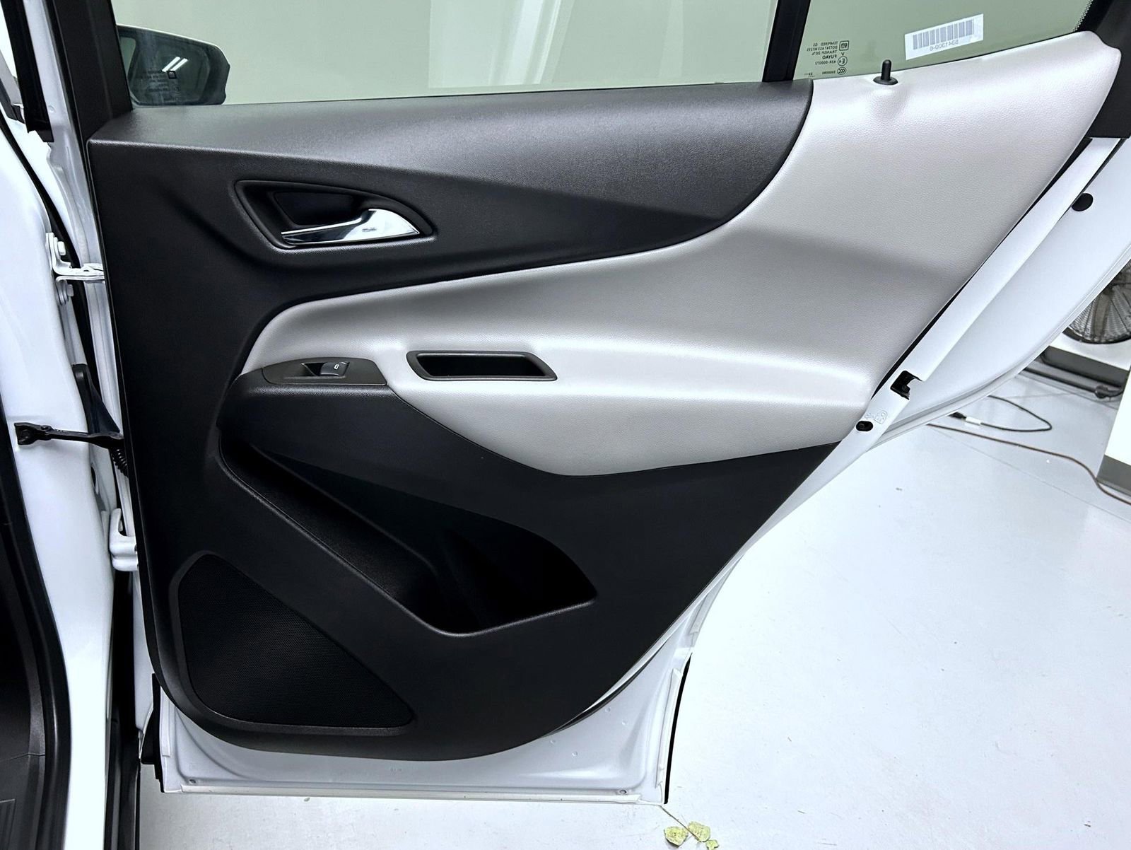 Used 2023 Chevrolet Equinox LT image 17