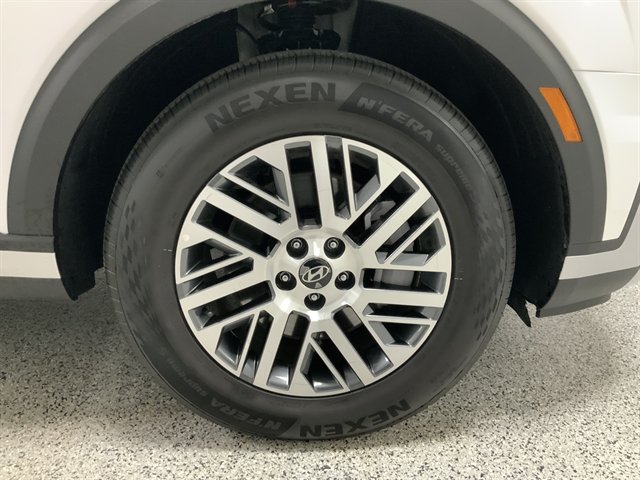 Used 2026 Hyundai Palisade SEL AWD/4WD image 13