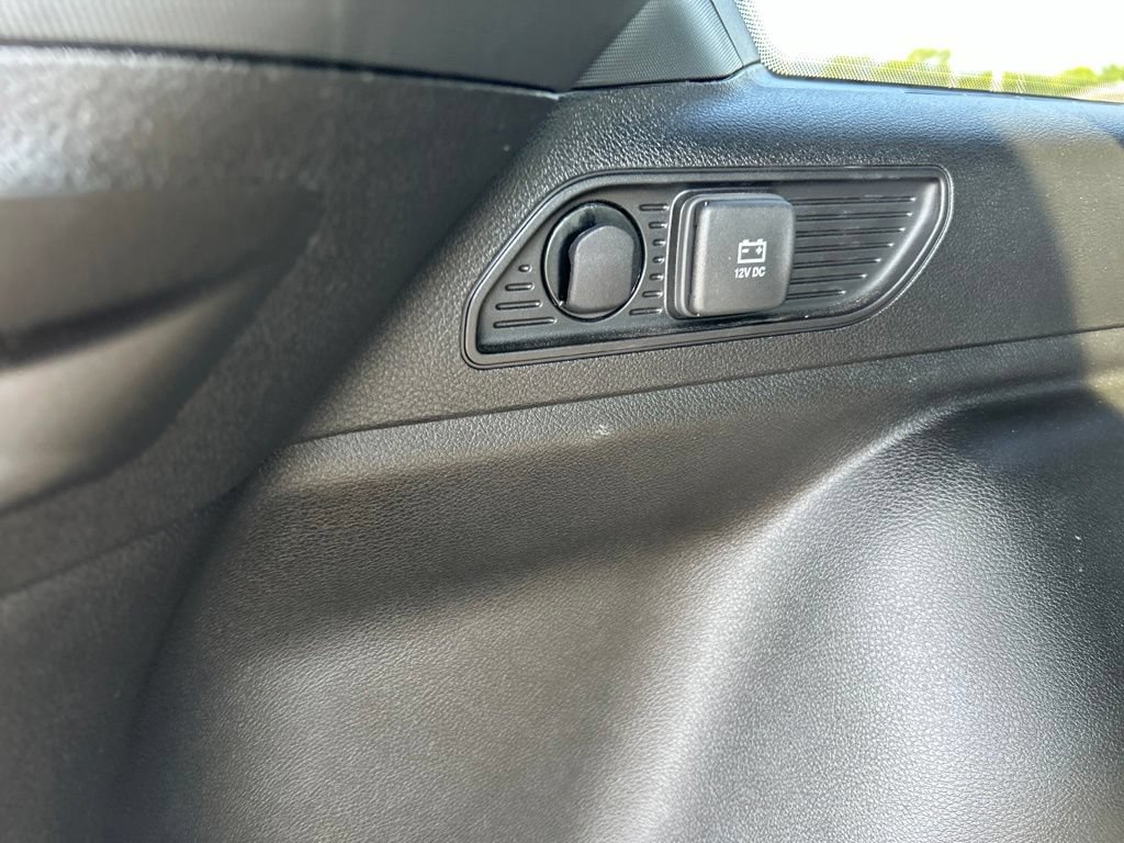 Used 2025 Jeep Grand Cherokee Laredo X AWD/4WD image 9