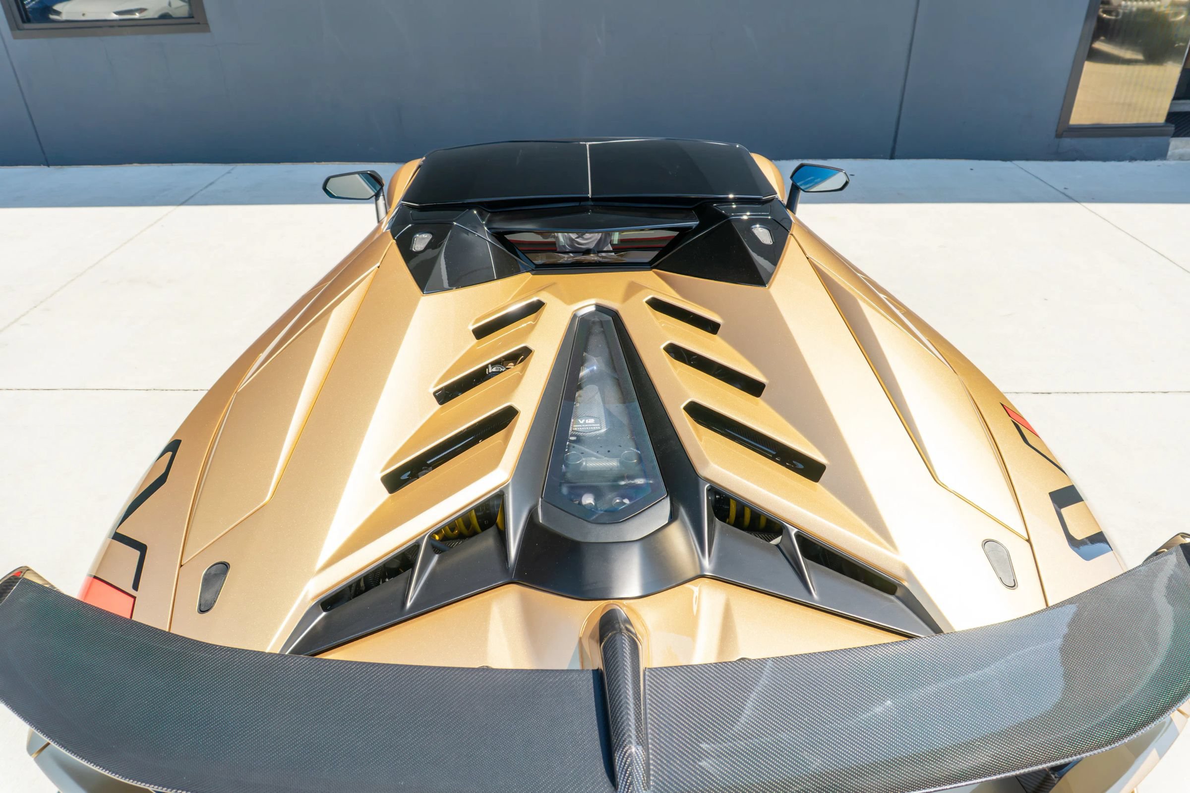 Used 2020 Lamborghini Aventador SVJ AWD/4WD image 47