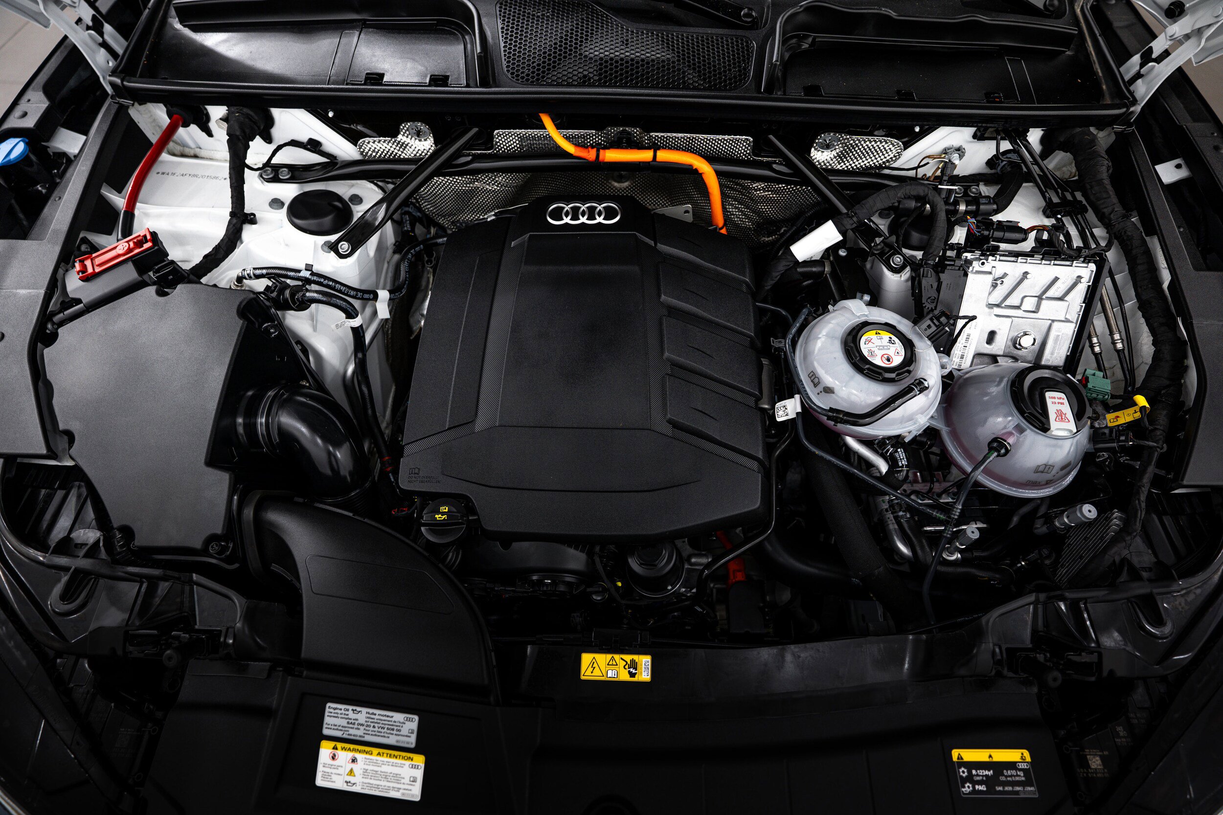 Certified 2024 Audi Q5 e Premium Plus AWD/4WD image 21