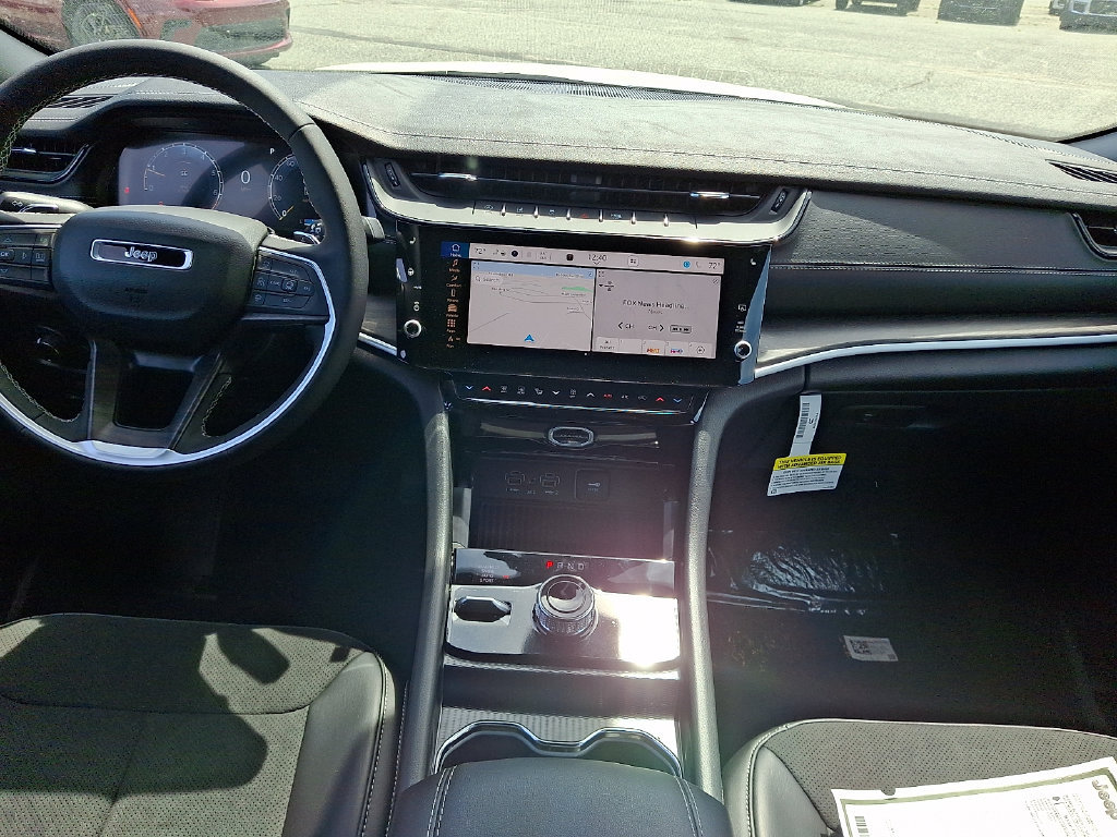 New 2026 Jeep Grand Cherokee Altitude AWD/4WD image 11