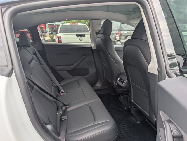Used 2024 Tesla Model Y Long Range AWD/4WD image 12