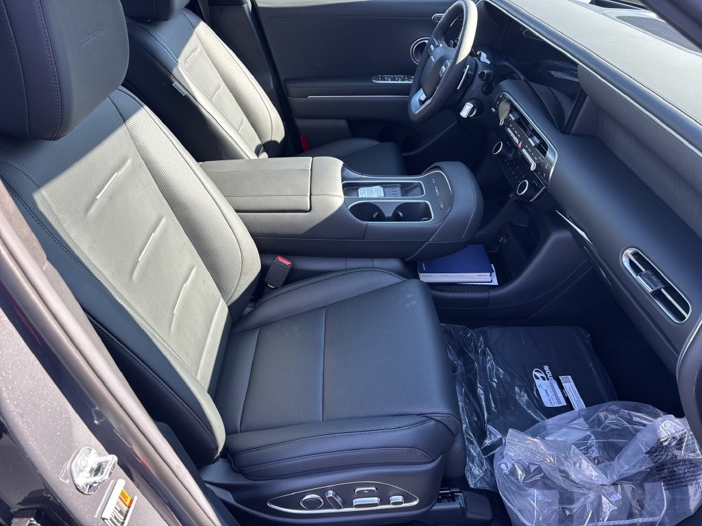 Used 2026 Hyundai Palisade Calligraphy FWD image 13