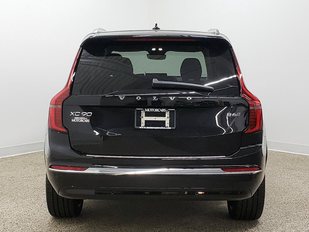 New 2026 Volvo XC90 B6 Plus w/ Protection Package Premier AWD/4WD image 4