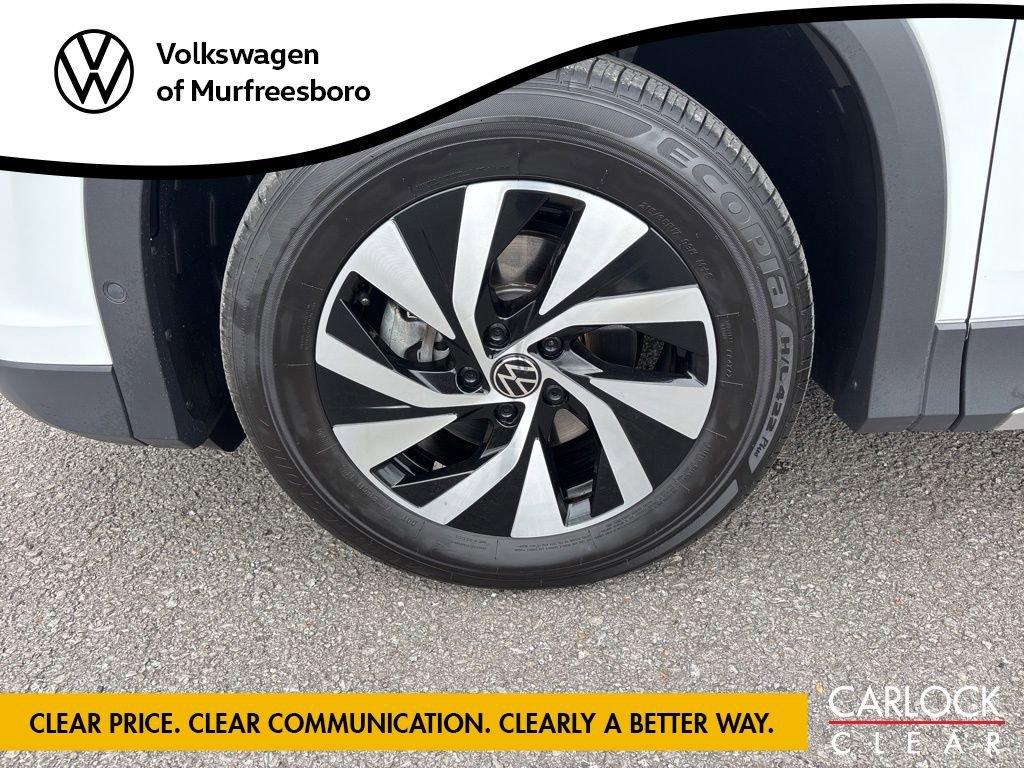 Certified 2025 Volkswagen Tiguan S image 8