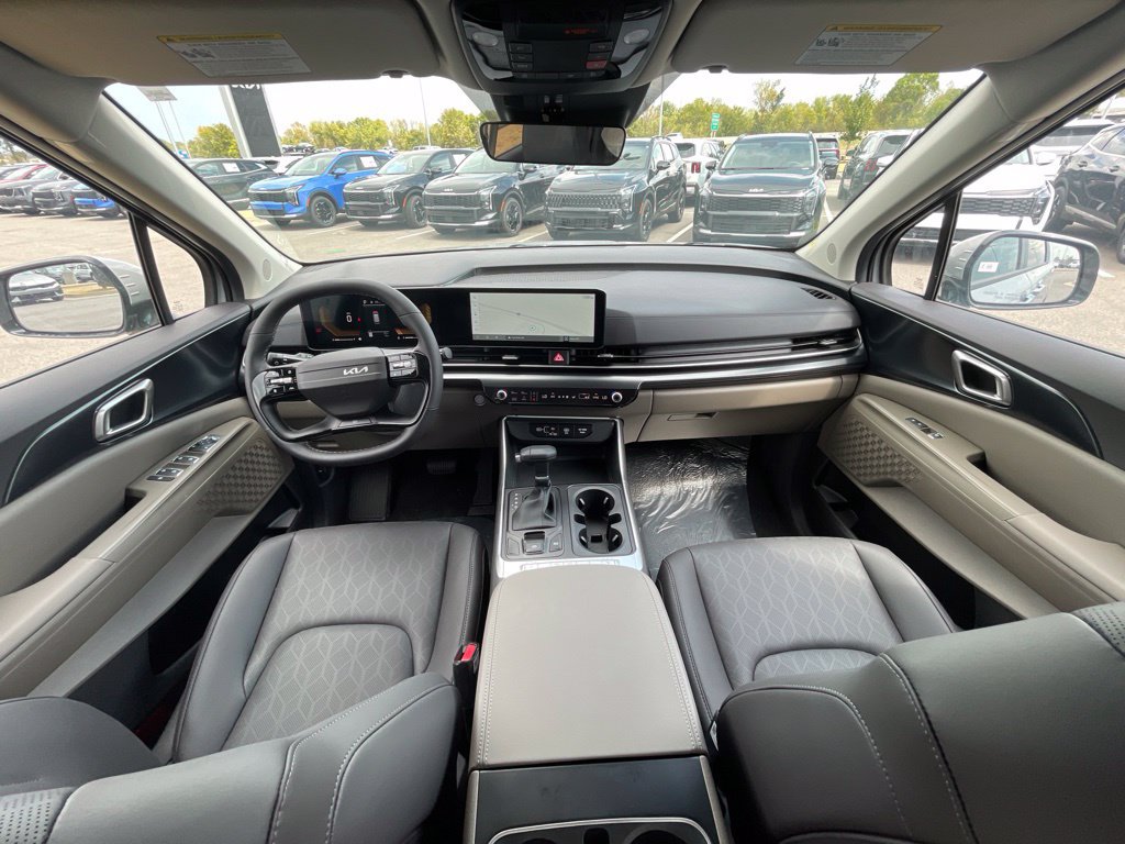 New 2027 Kia Carnival FWD image 20