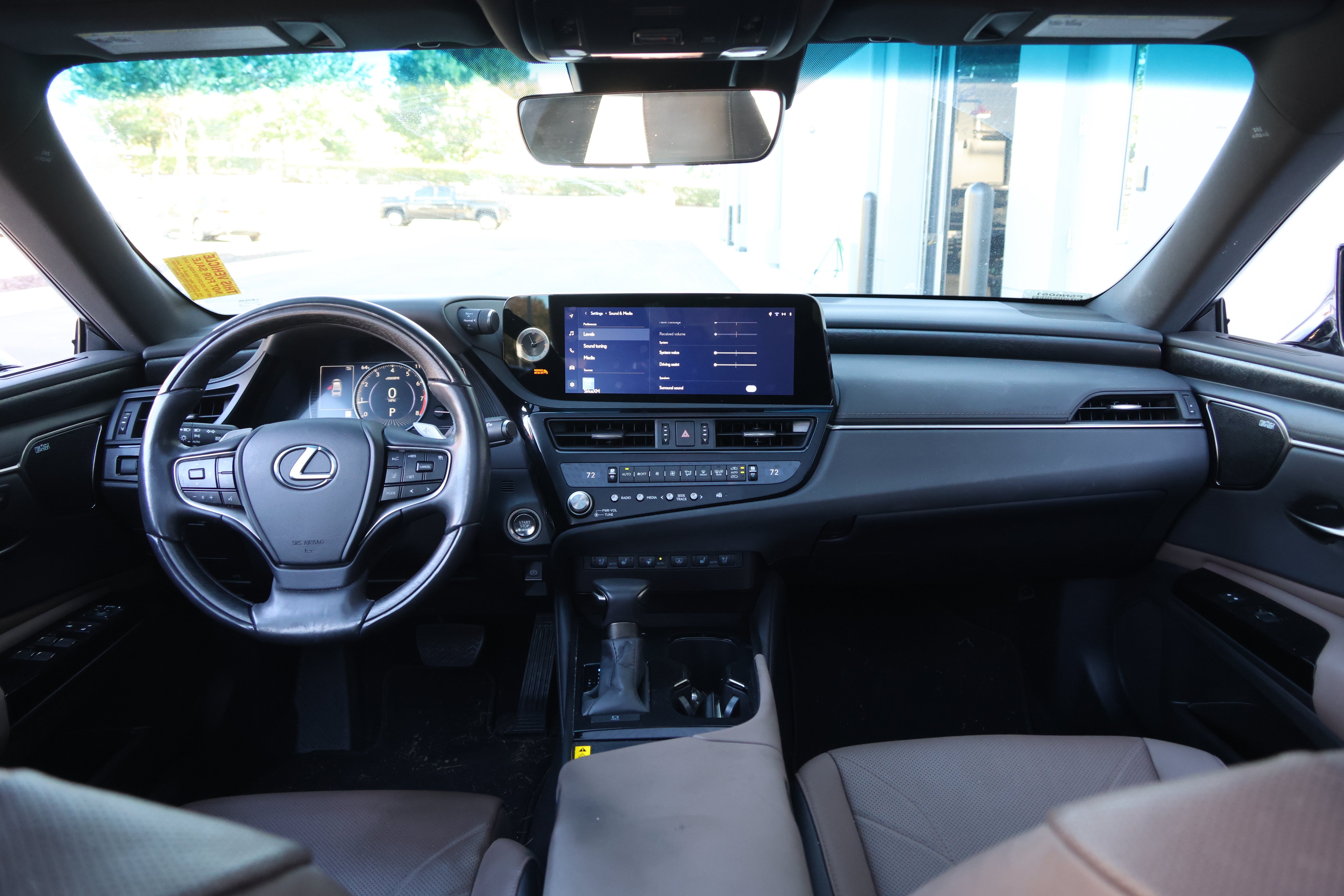 Certified 2025 Lexus ES 350 Ultra Luxury w/ Accessory Package (Z2) FWD image 29
