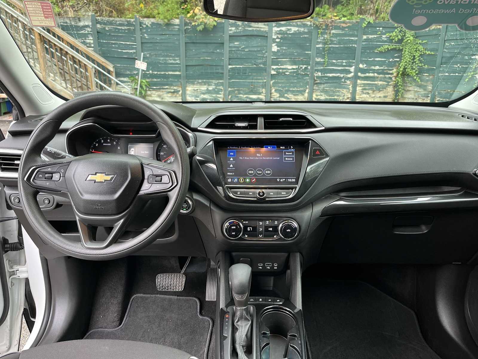 Certified 2023 Chevrolet TrailBlazer LT w/ Convenience Package FWD image 19