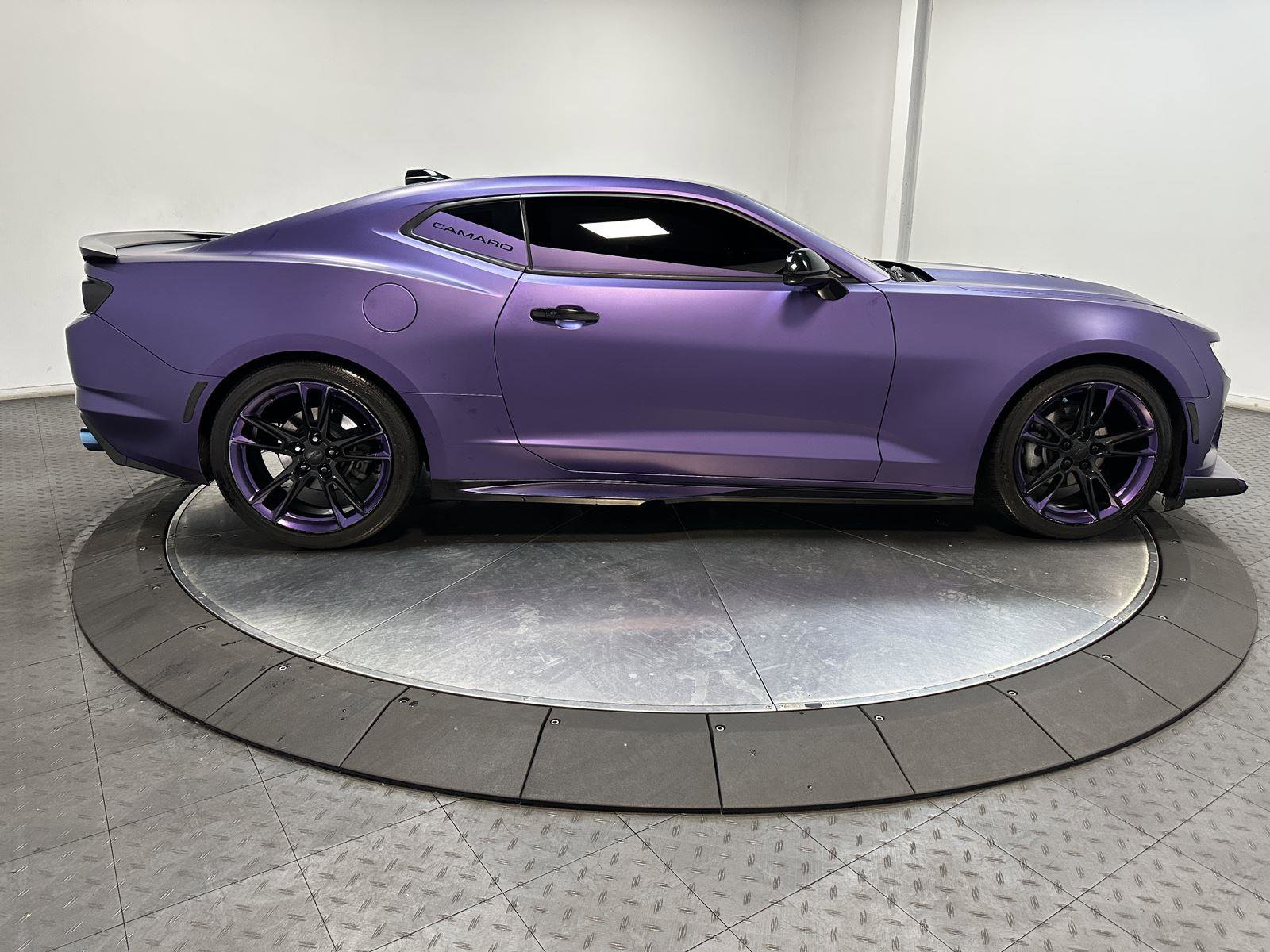 Used 2024 Chevrolet Camaro LT RWD image 15