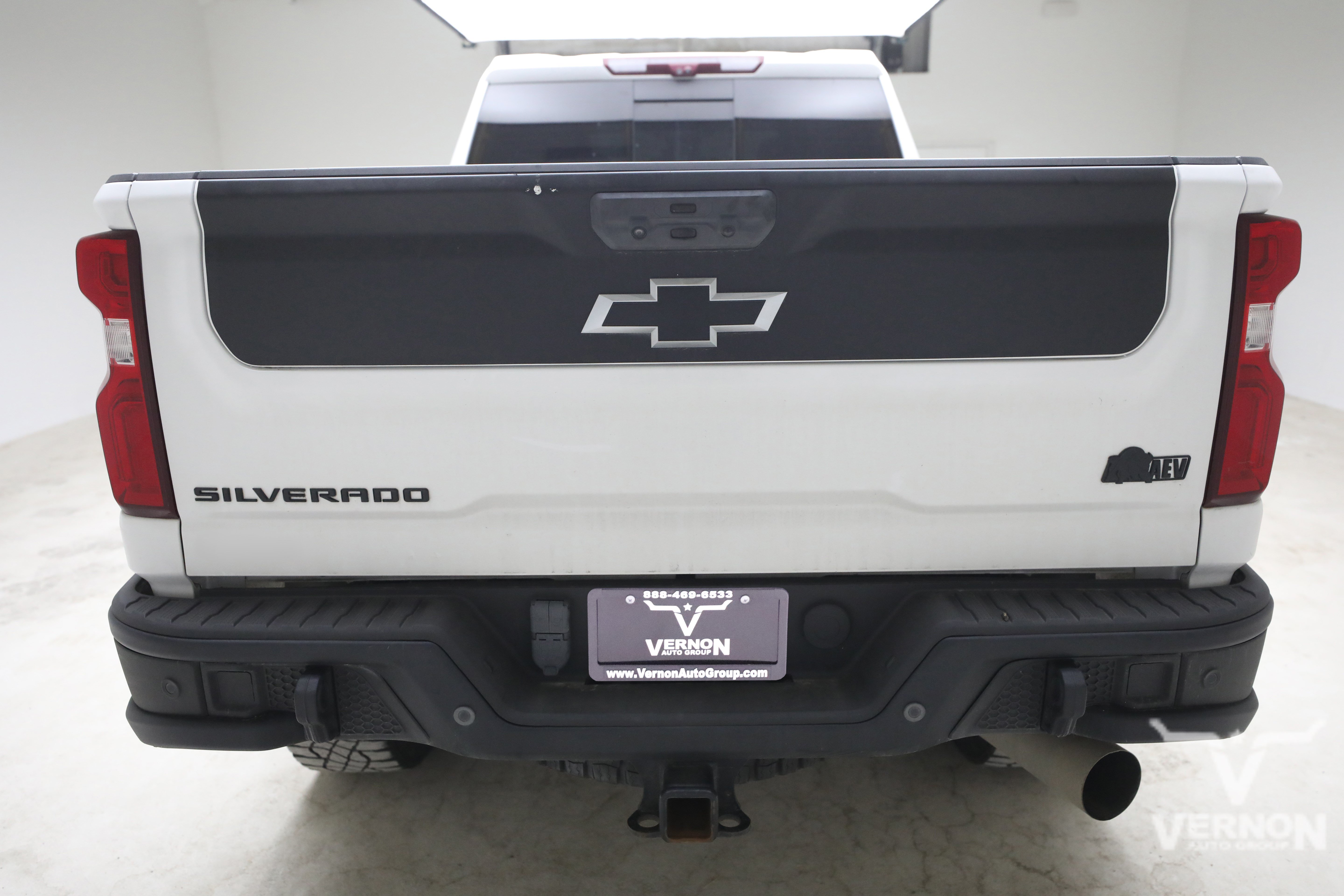 Used 2024 Chevrolet Silverado 2500 ZR2 w/ ZR2 Bison Edition AWD/4WD image 3