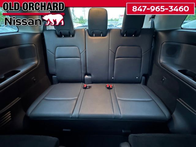 Used 2024 Nissan Pathfinder Platinum AWD/4WD image 12