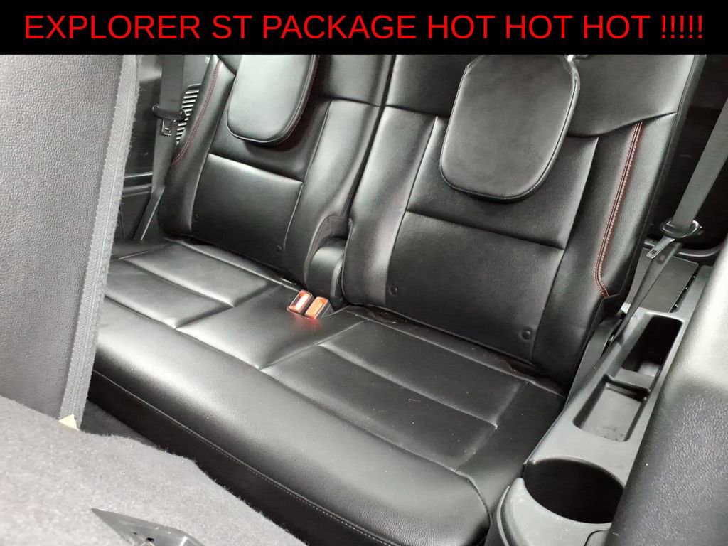 Used 2023 Ford Explorer ST-Line AWD/4WD image 11
