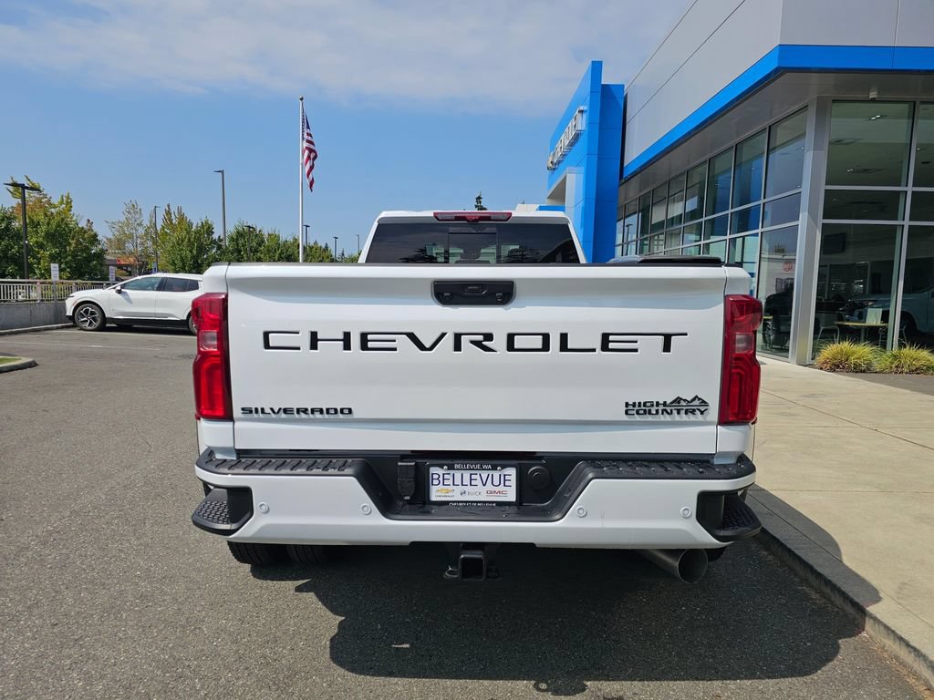 New 2026 Chevrolet Silverado 3500 High Country w/ High Country Premium Package AWD/4WD image 6