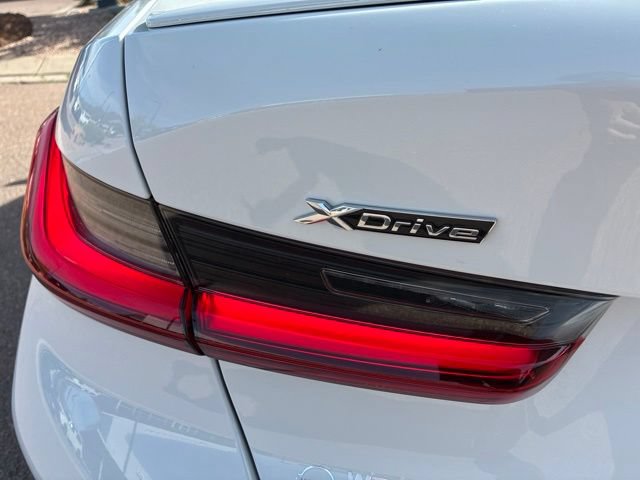 Used 2025 BMW 330i xDrive Sedan w/ M Sport Package AWD/4WD image 13