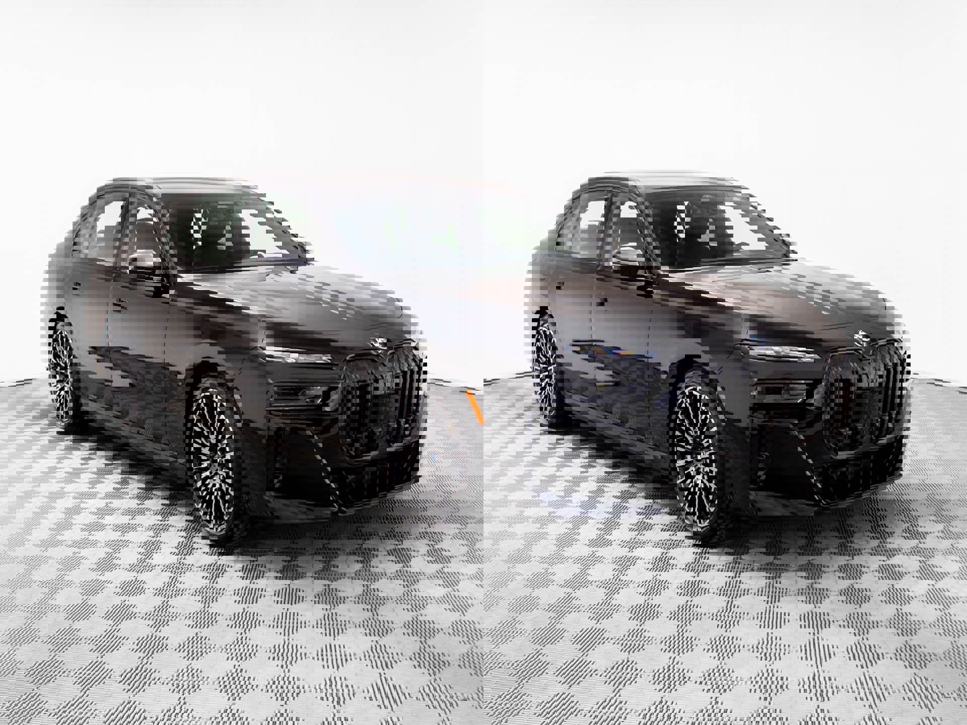 New 2026 BMW 750e xDrive w/ Executive Package image 9