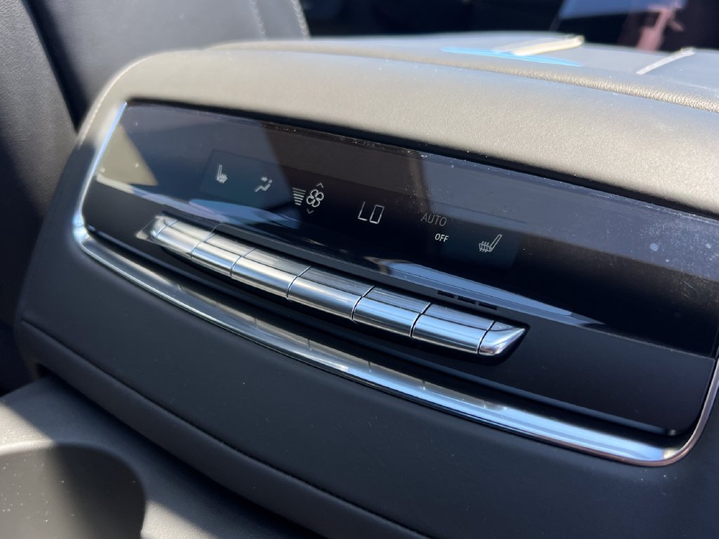 New 2026 Cadillac Escalade Platinum Luxury AWD/4WD image 28